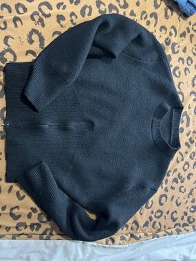 Commense black fitted zipper sweater size large